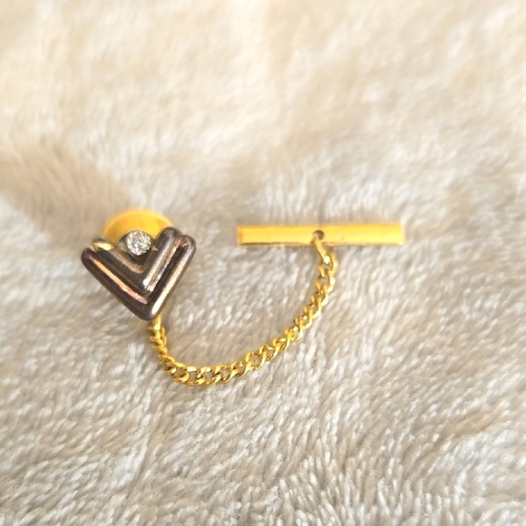 Other - #148 Vintage Gold and Brown Chain Pin